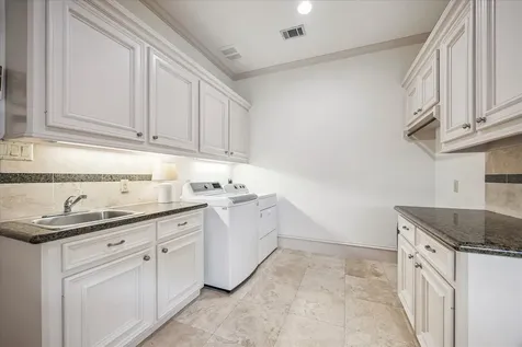 8614 Westview Drive Houston TX 77055