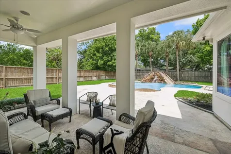 8614 Westview Drive Houston TX 77055