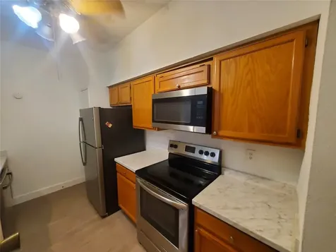 17473 Red Oak Drive 7473 Houston TX 77090