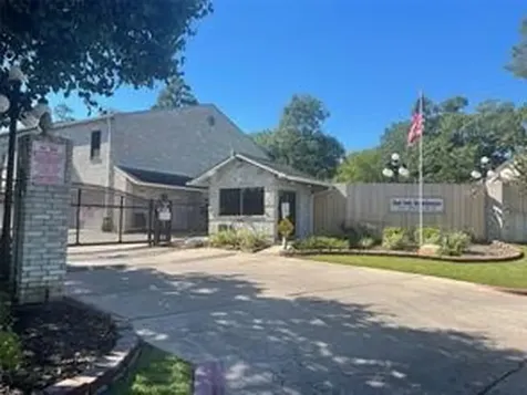 17473 Red Oak Drive 7473 Houston TX 77090