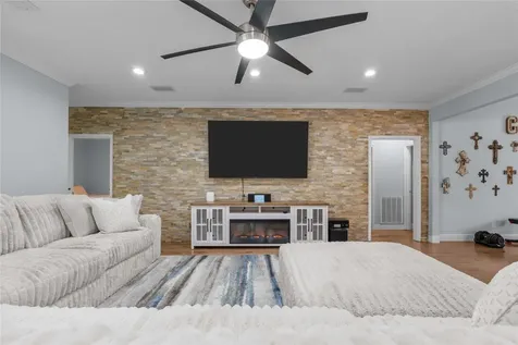 816 Sherwood Forest Drive Dickinson TX 77539