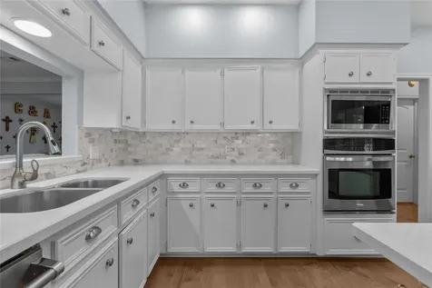 816 Sherwood Forest Drive Dickinson TX 77539