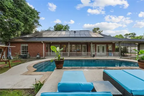 816 Sherwood Forest Drive Dickinson TX 77539