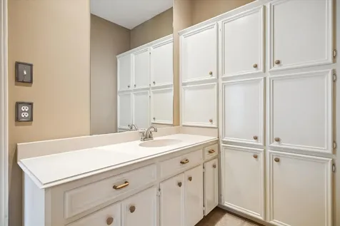 5607 Glen Allen Lane Houston TX 77069