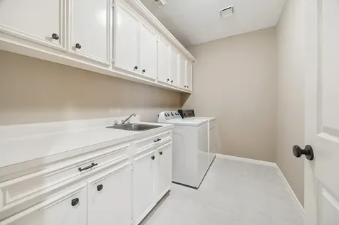 5607 Glen Allen Lane Houston TX 77069
