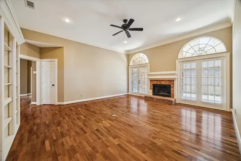 5607 Glen Allen Lane Houston TX 77069