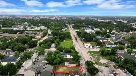 2705 Alabama Street Houston TX 77004