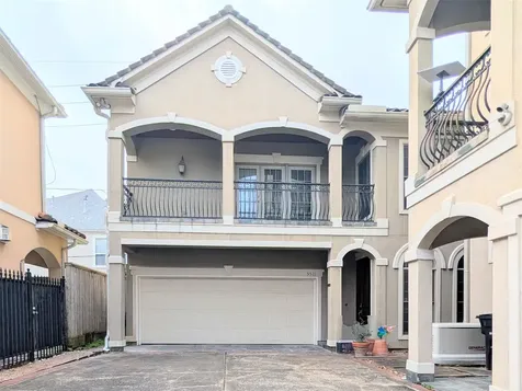 5511 Val Verde Street Houston TX 77056