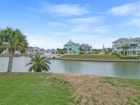 4003 S Sunset Bay Drive Galveston TX 77554