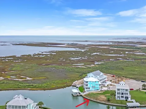 4003 S Sunset Bay Drive Galveston TX 77554