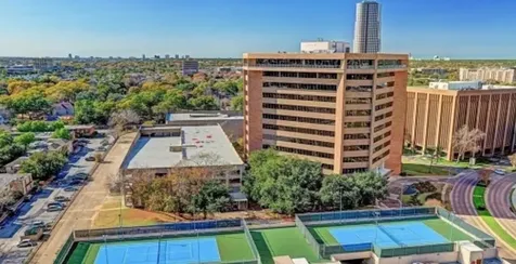 5555 Del Monte Drive 702 Houston TX 77056