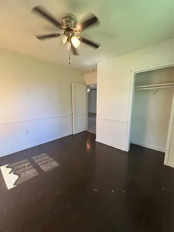1102 W 10th Street Freeport TX 77541