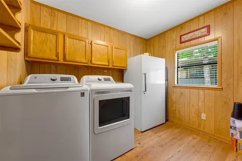 20 Waco Elkhart TX 75839