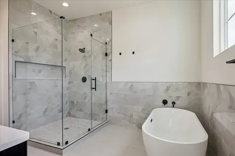 3134 W Tower Santa Fe TX 77517