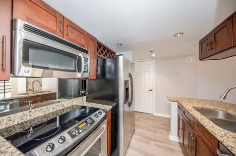 3525 Sage Road 1612 Houston TX 77056