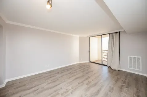 3525 Sage Road 1612 Houston TX 77056