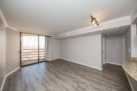 3525 Sage Road 1612 Houston TX 77056