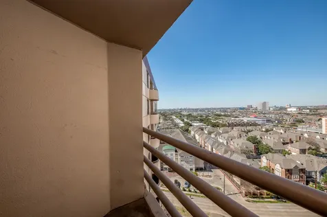 3525 Sage Road 1612 Houston TX 77056