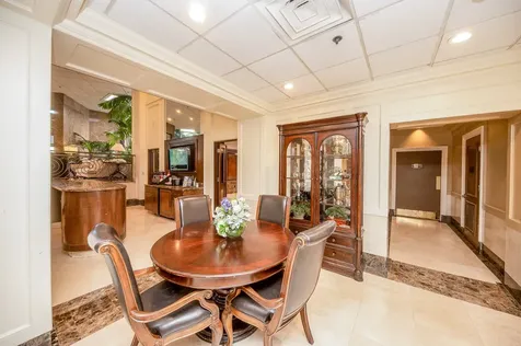 3525 Sage Road 1612 Houston TX 77056