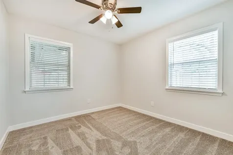 10202 Elmhurst Street Houston TX 77075