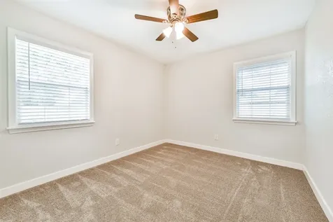 10202 Elmhurst Street Houston TX 77075