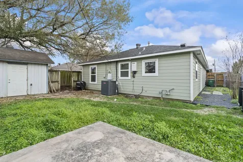 7511 Magnolia Street Houston TX 77023