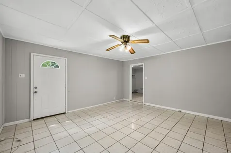 1107 3rd Avenue N Texas City TX 77590