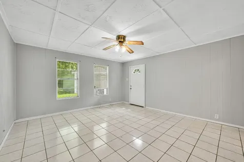 1107 3rd Avenue N Texas City TX 77590
