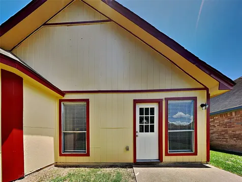 16130 Canaridge Drive Houston TX 77053