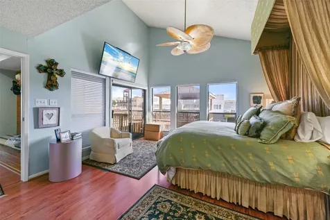 3408 Jolly Roger Circle Galveston TX 77554