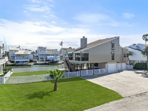 3408 Jolly Roger Circle Galveston TX 77554