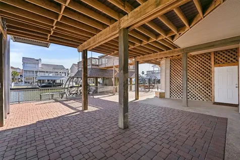 3408 Jolly Roger Circle Galveston TX 77554