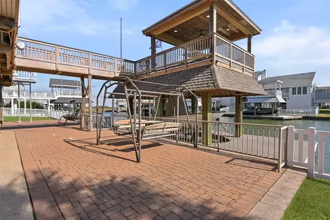 3408 Jolly Roger Circle Galveston TX 77554