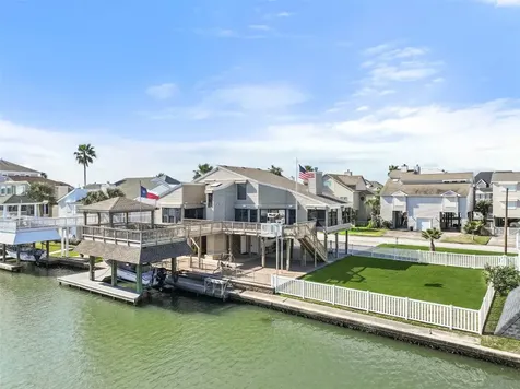 3408 Jolly Roger Circle Galveston TX 77554