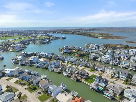 3408 Jolly Roger Circle Galveston TX 77554