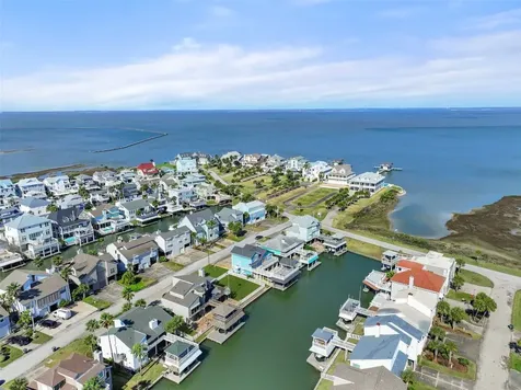 3408 Jolly Roger Circle Galveston TX 77554