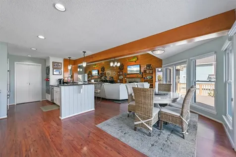 3408 Jolly Roger Circle Galveston TX 77554