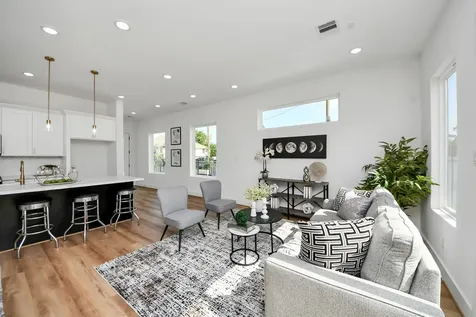 2428 Harrington Street Houston TX 77026