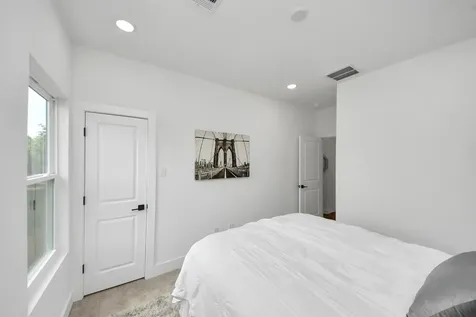 2428 Harrington Street Houston TX 77026
