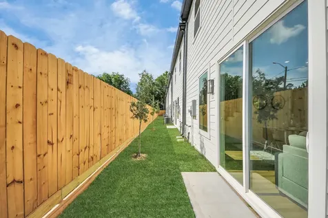 2428 Harrington Street Houston TX 77026