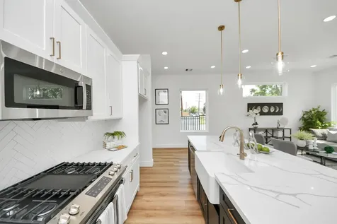 2428 Harrington Street Houston TX 77026