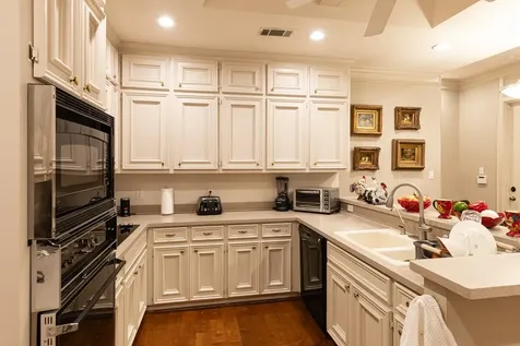 9682 Longmont Drive Houston TX 77063