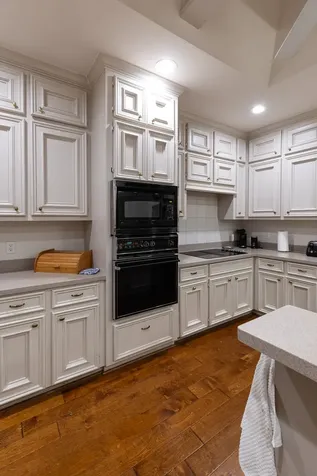 9682 Longmont Drive Houston TX 77063