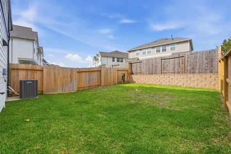 106 W Coralburst Loop Montgomery TX 77316