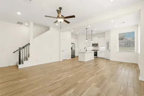 106 W Coralburst Loop Montgomery TX 77316