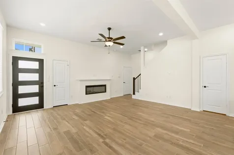 106 W Coralburst Loop Montgomery TX 77316