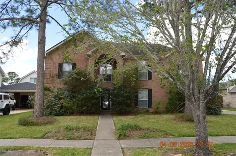 305 Oak Creek Court League City TX 77573