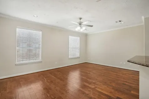 3419 Skyline Village Drive Houston TX 77057