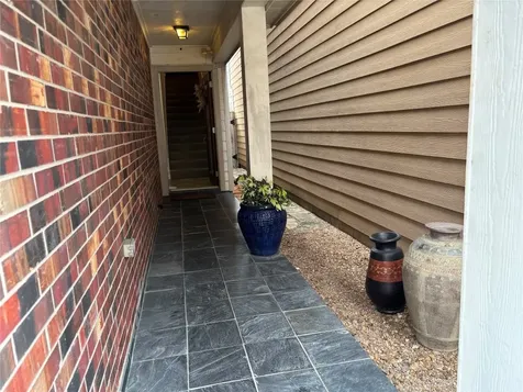 3419 Skyline Village Drive Houston TX 77057