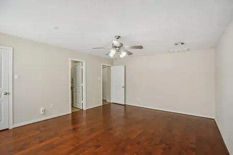 3419 Skyline Village Drive Houston TX 77057